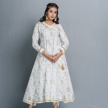 Load image into Gallery viewer, Ladies High Kurti- White Aop
