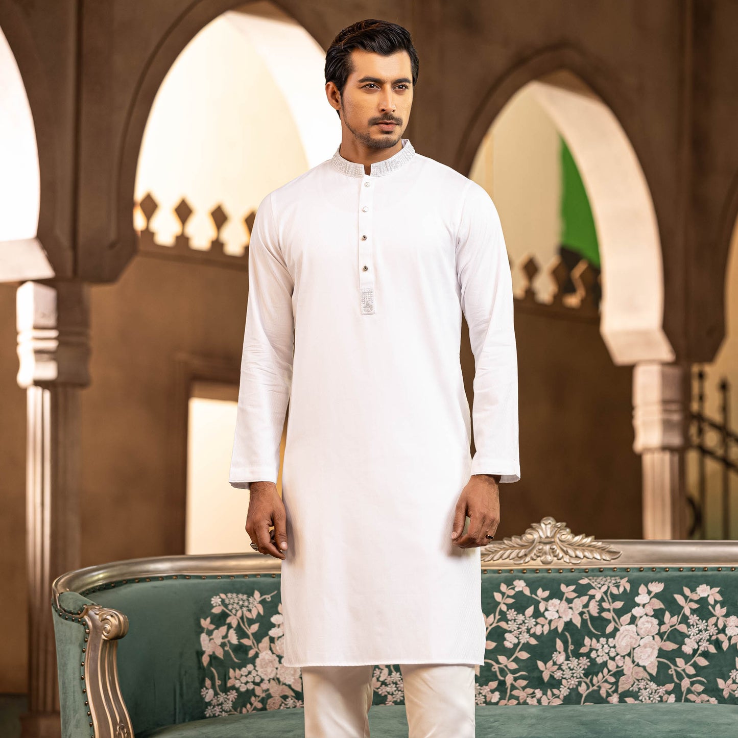 Mens White Zardosi Panjabi