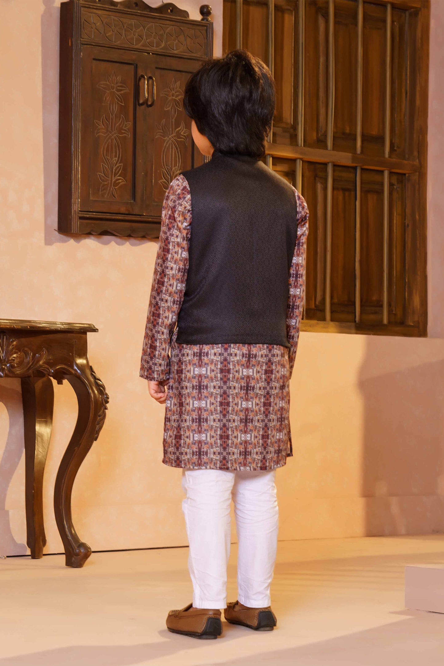 Boys Vest-Black