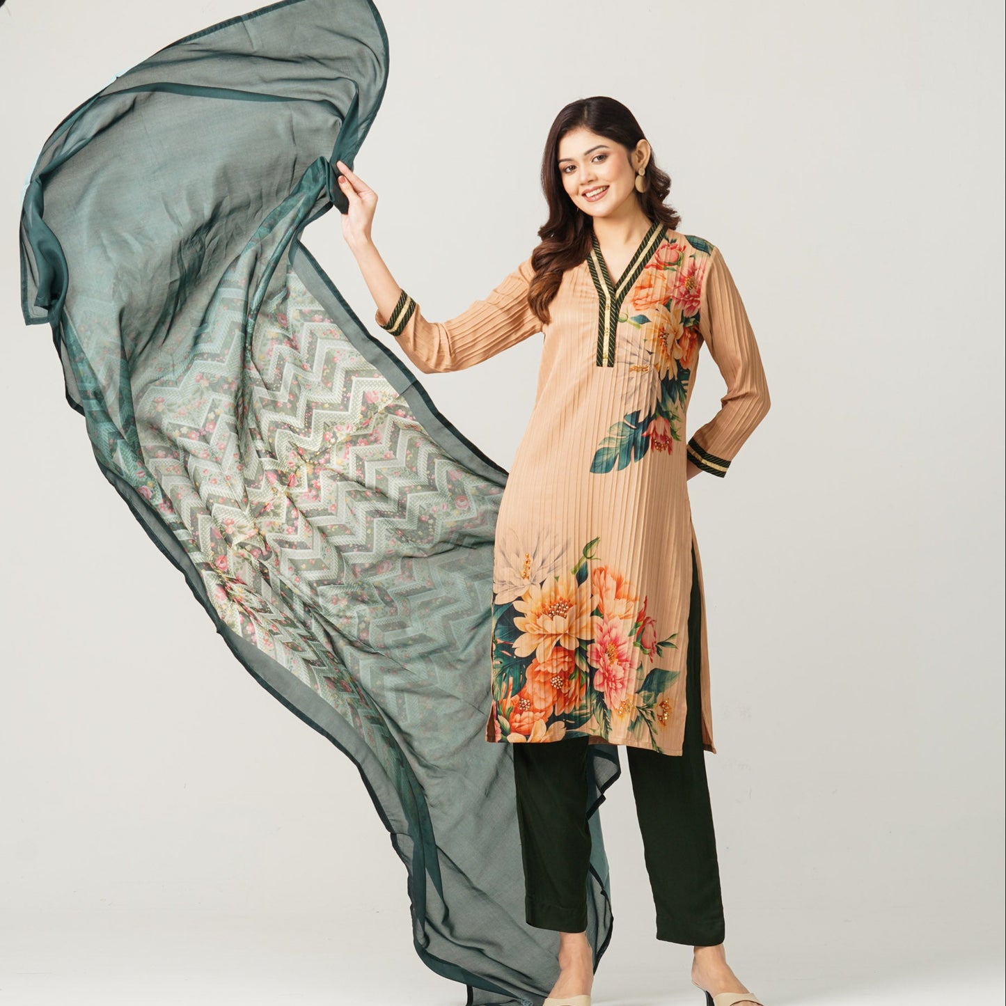 Women’s Georgette Sequin Three Piece Set