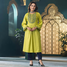 Load image into Gallery viewer, ETHNIC AVERAGE KURTI-GREEN
