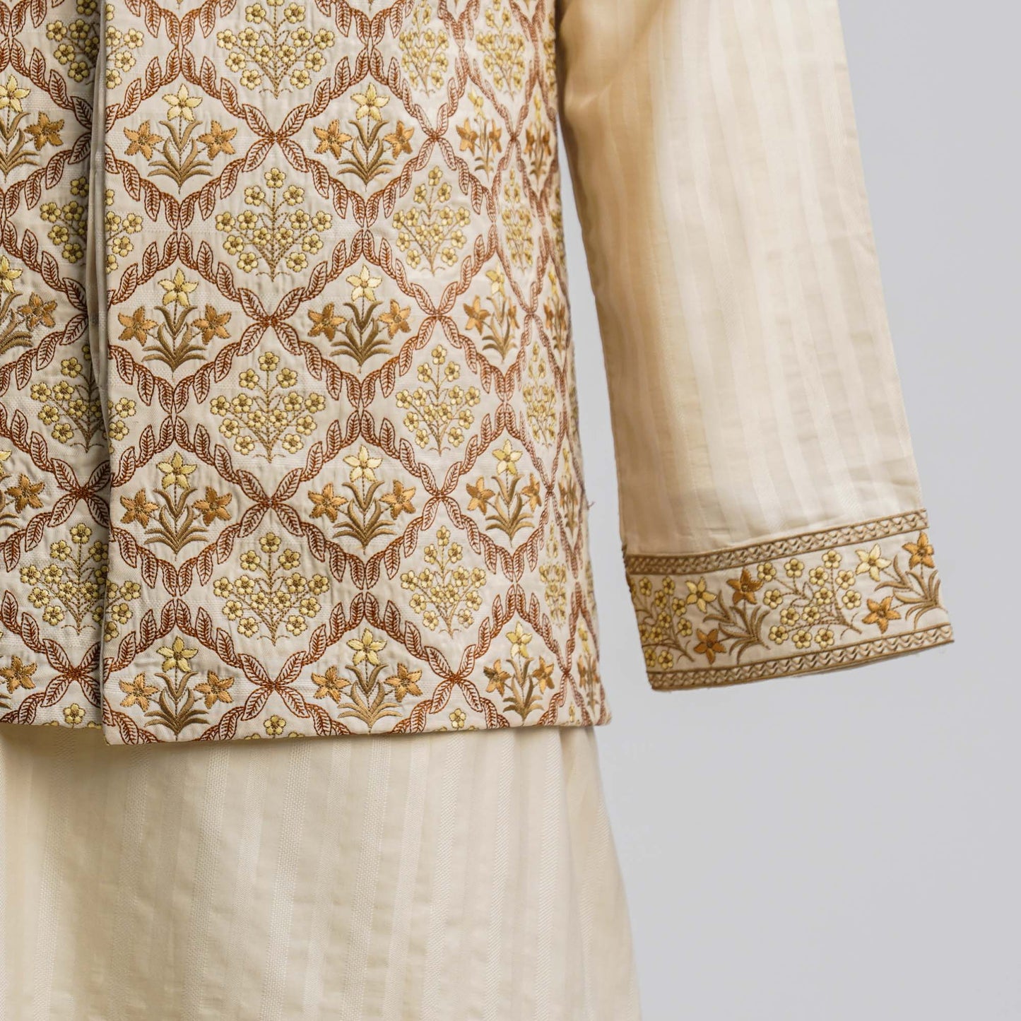 Men's Golden Embroidered 2-Piece Set