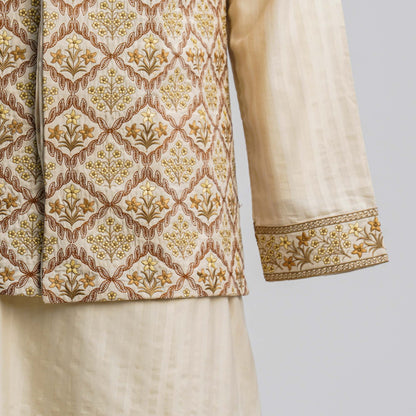 Men's Golden Embroidered 2-Piece Set