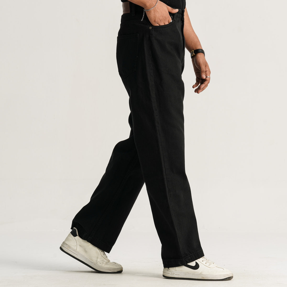 Men’s Jet Black Baggy Denim Pants