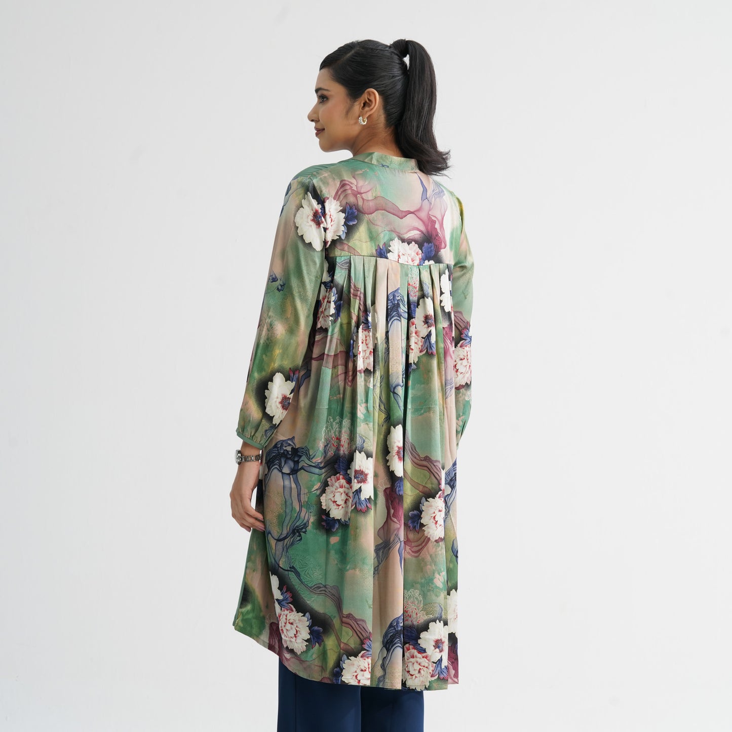 Women's Green Floral Blended Kurti