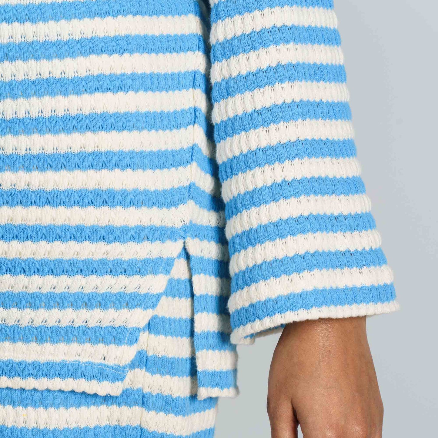 Women White & Blue Hoodie Joggers Set