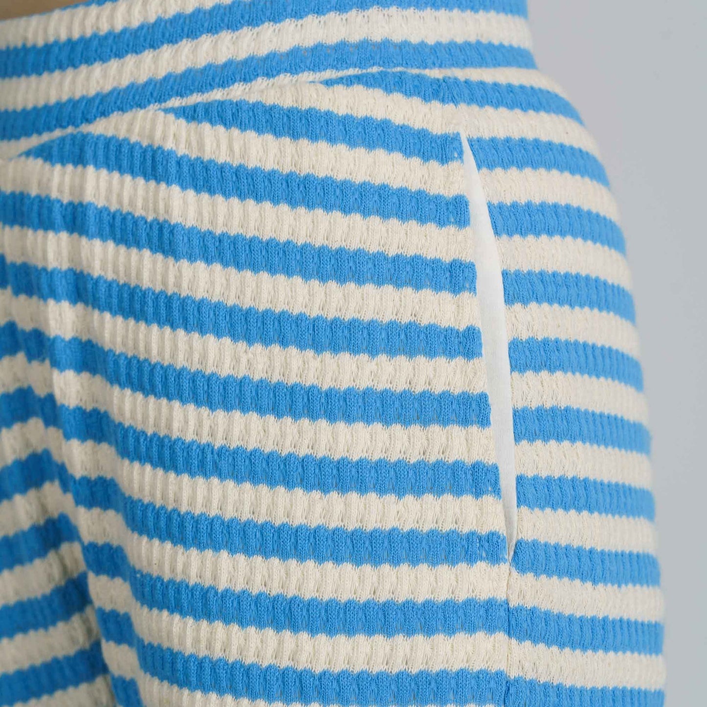 Women White & Blue Hoodie Joggers Set