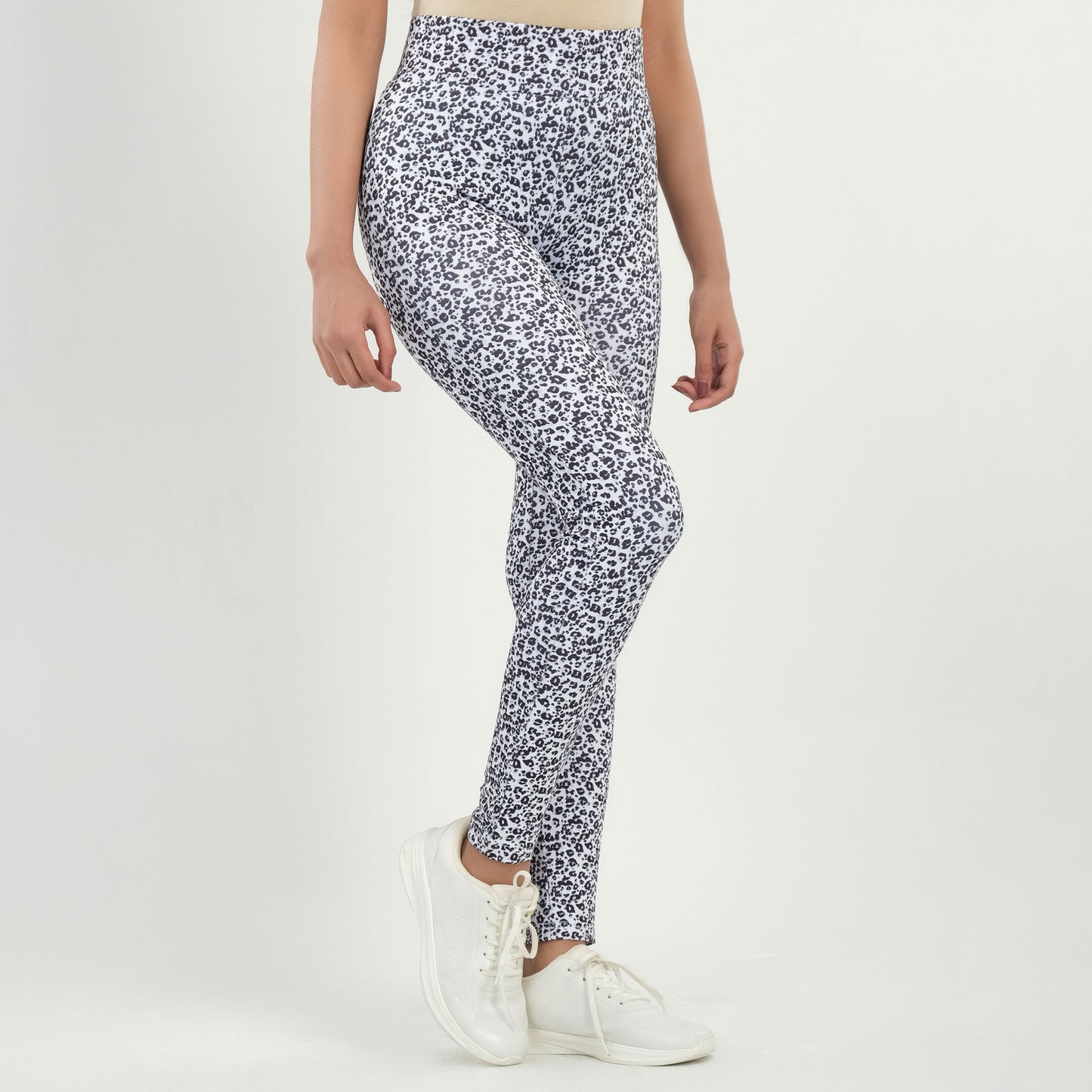 Womens White Printed Leggings