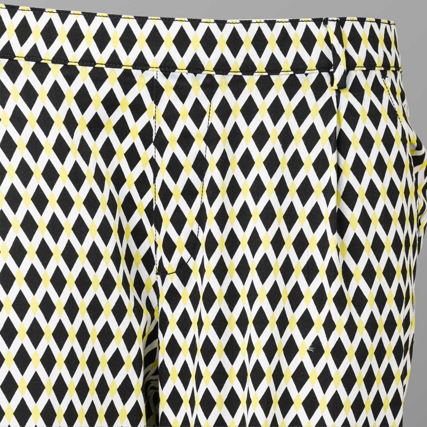 Women Black & Yellow Pant
