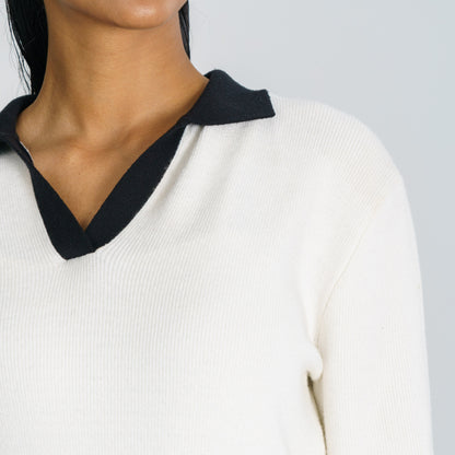 Womens Black & White V-Neck Pullover