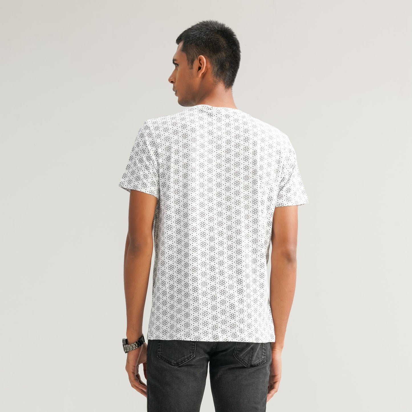 Mens Black & White T-Shirt