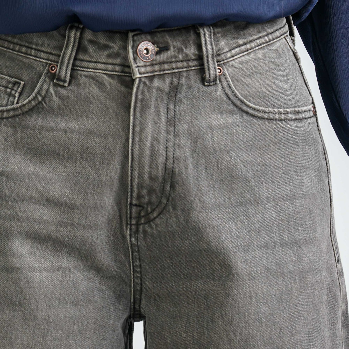 Women’s Light Grey Denim Pant
