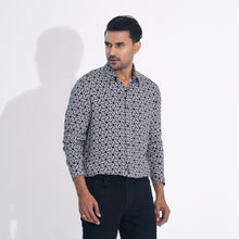 Load image into Gallery viewer, Men Gray Printed Shirt
