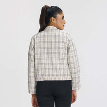 Load image into Gallery viewer, Women’s Checked Shacket
