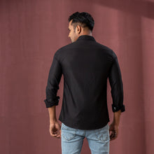 Load image into Gallery viewer, Men’s Black Print Shirt
