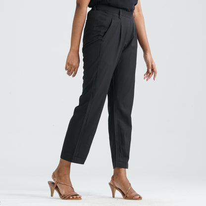 Women’s Black Twill Formal Pant