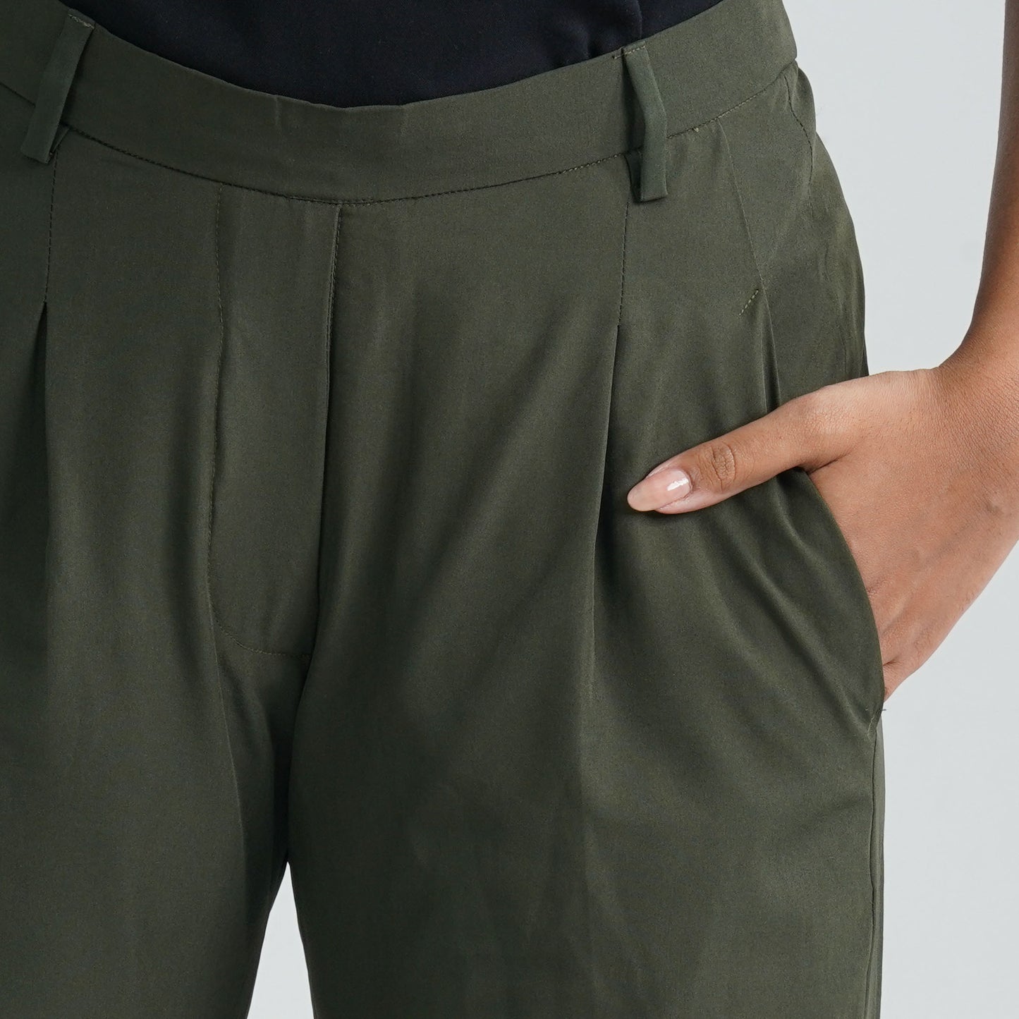 Women’s Olive Twill Formal Pant