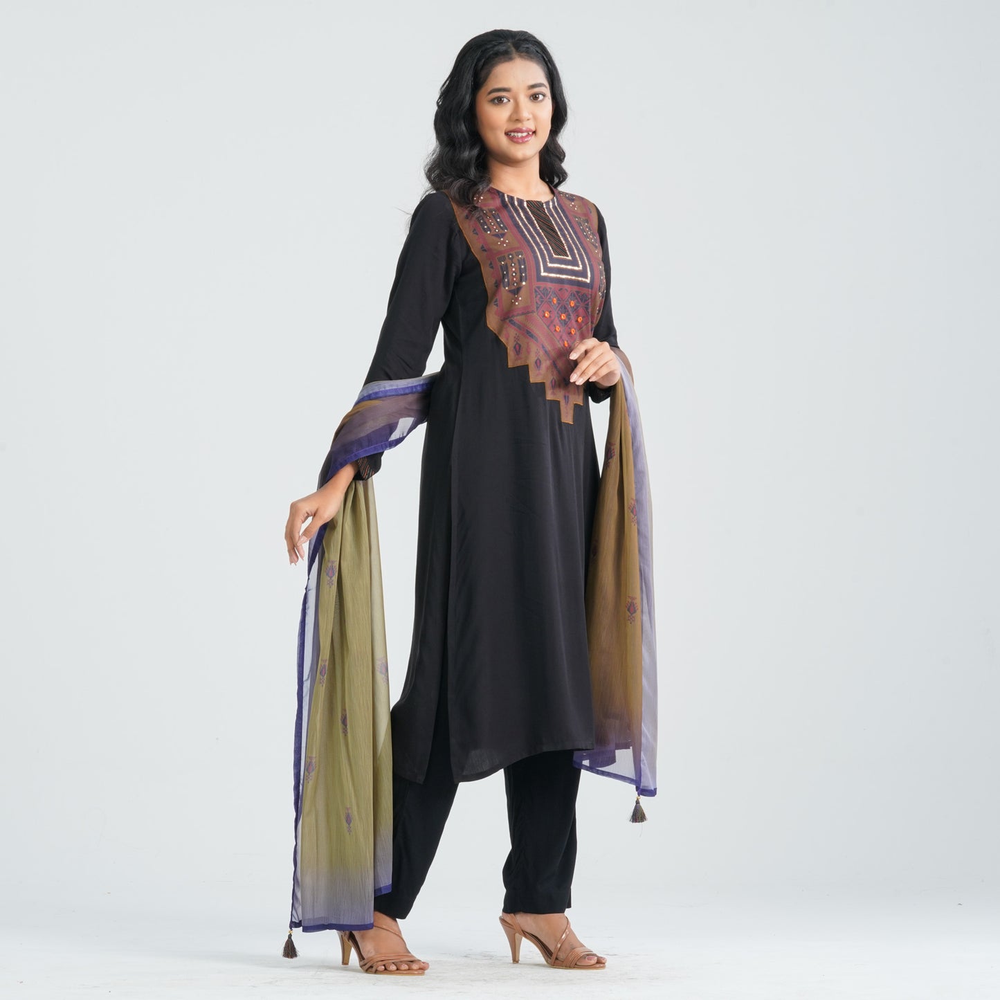 Women's Mix Blended Three Piece Set