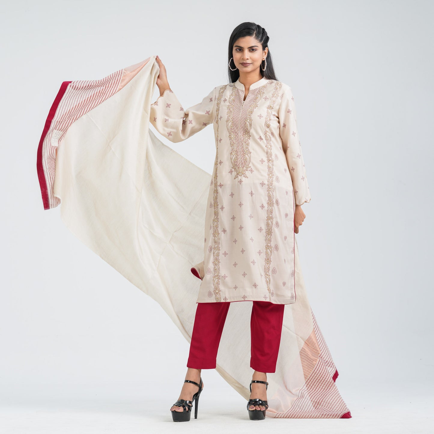 Women’s Silk Embroidery Three Piece Set