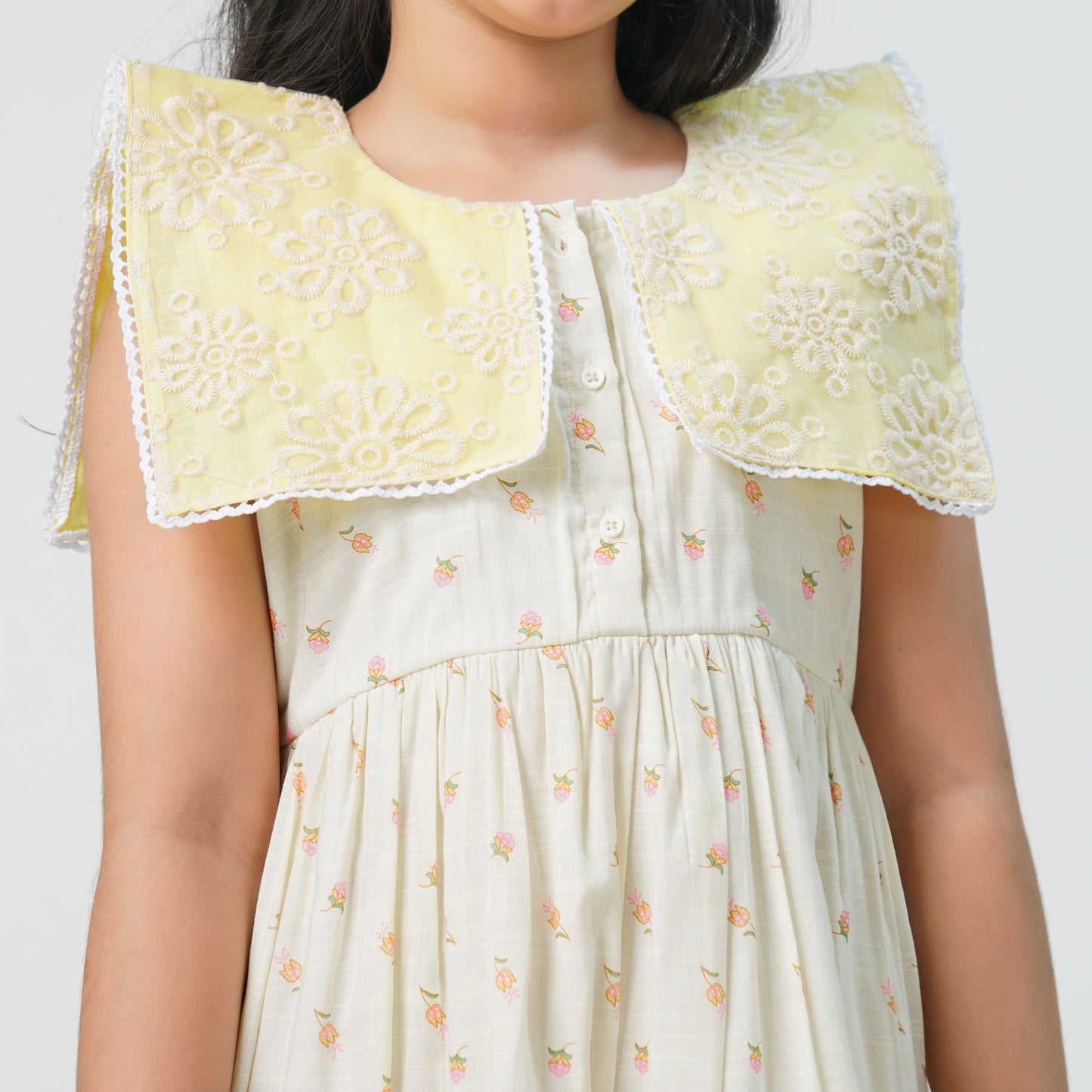 Gilrs Cream floral Frock