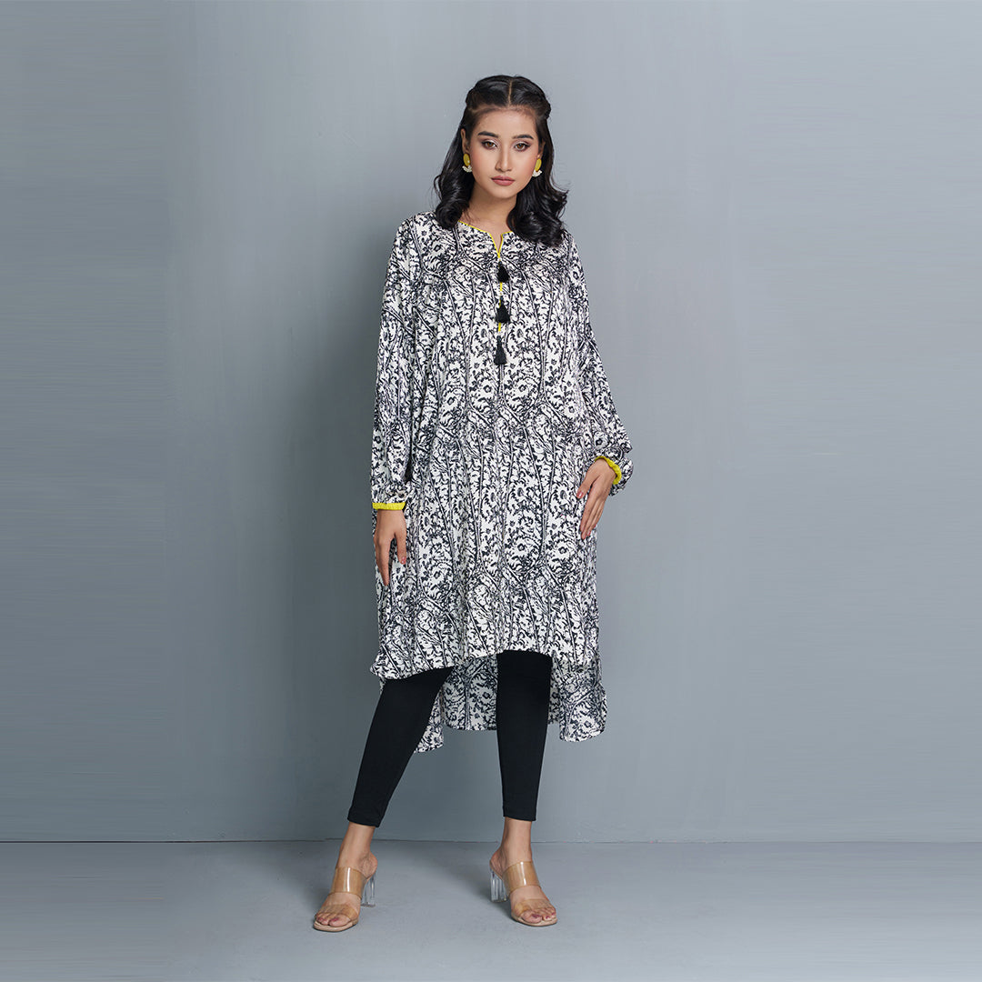 Ladies Average Kurti- Black Print
