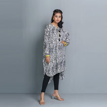 Load image into Gallery viewer, Ladies Average Kurti- Black Print
