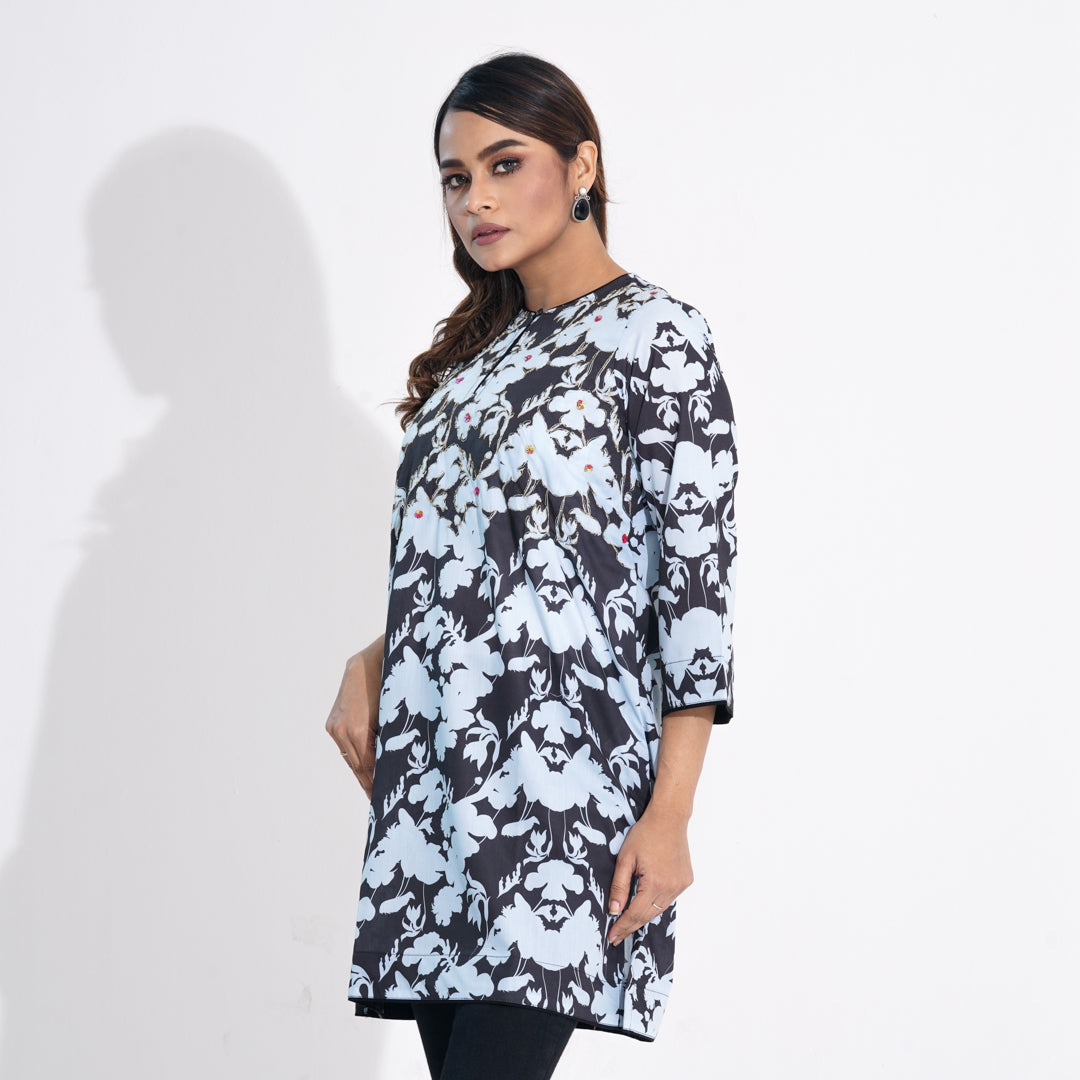 Women Black Ethnic Kurti