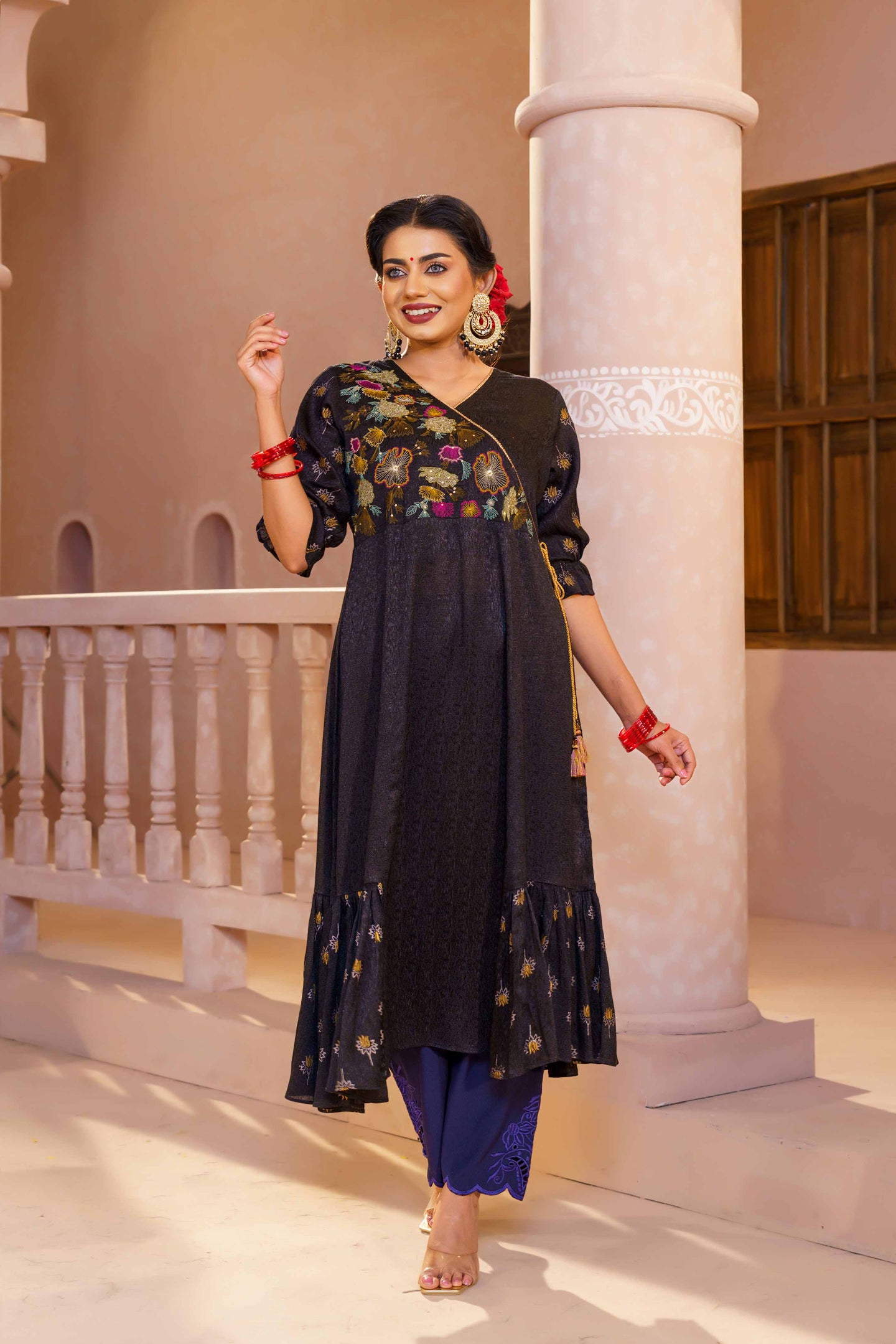 ETHNIC HIGH RANGE KURTI-BLACK