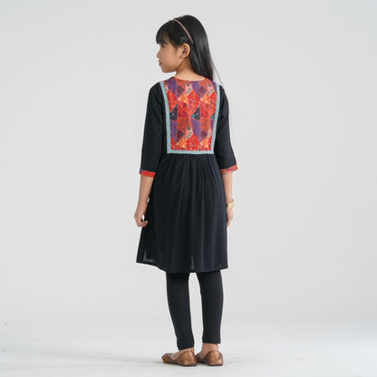 Girl’s Black Tunic