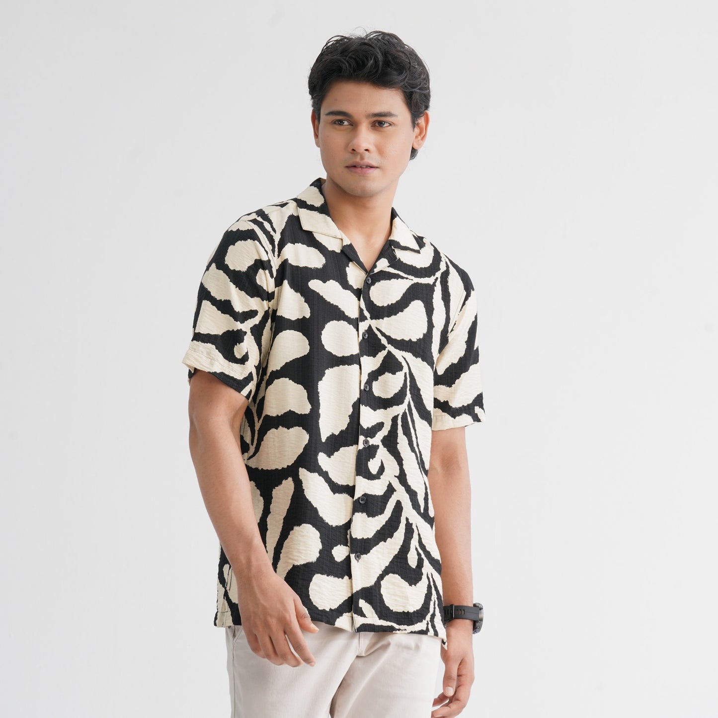 Men’s Black Cream Casual Shirt
