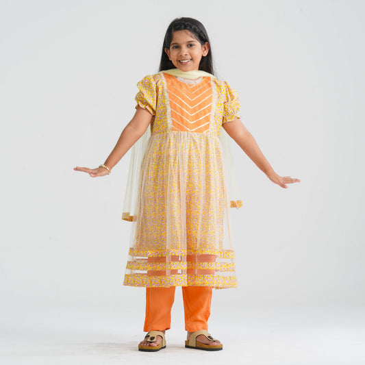 Girl’s Cotton Net Three Piece Set