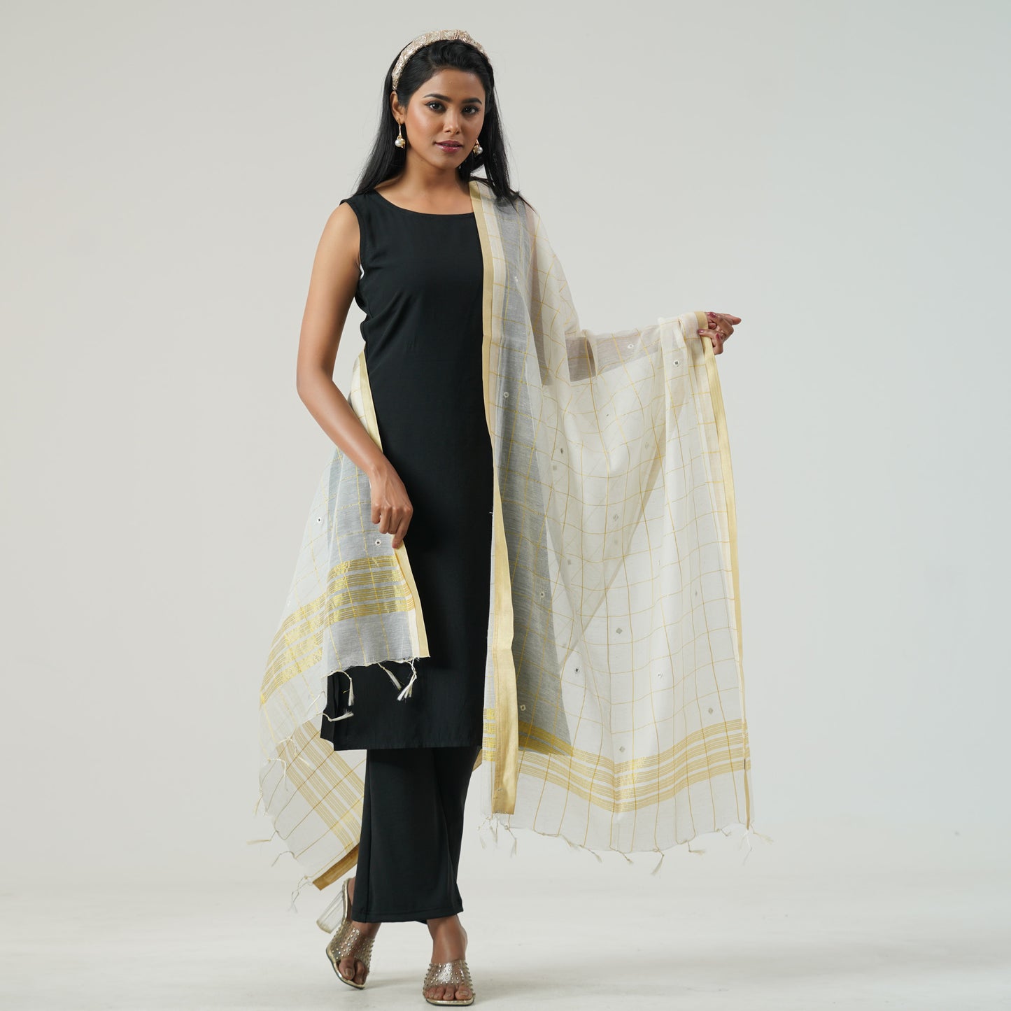 Womens Golden  Dupatta