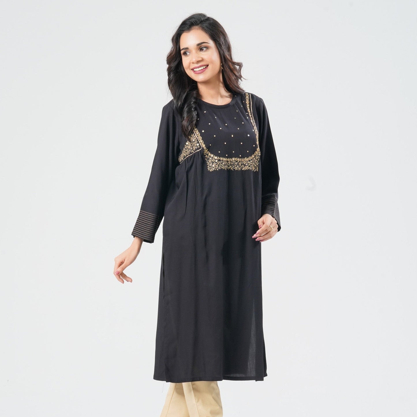 Women’s Embroidered Kurti