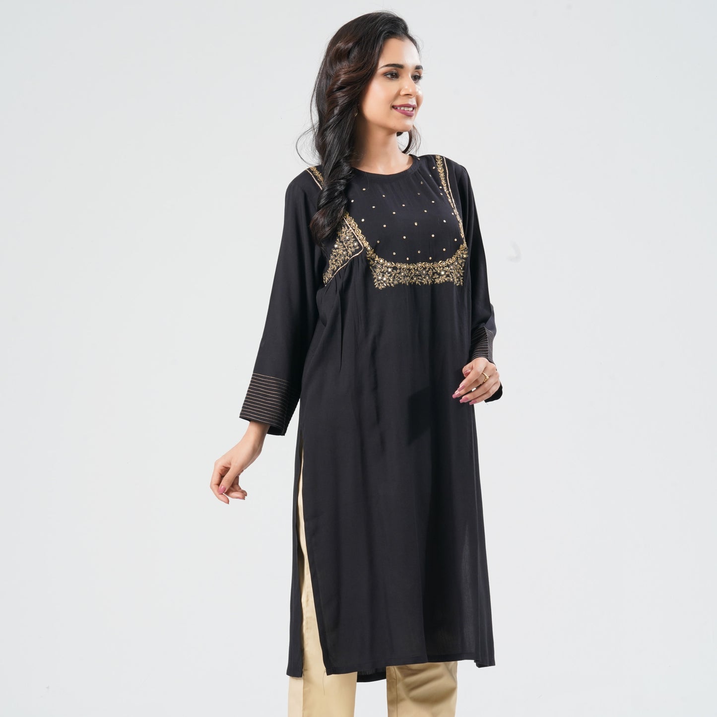 Women’s Embroidered Kurti