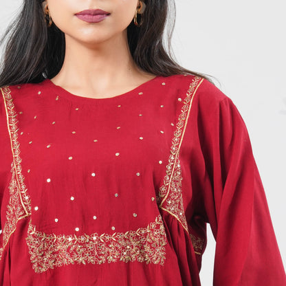 Women’s Embroidered Kurti