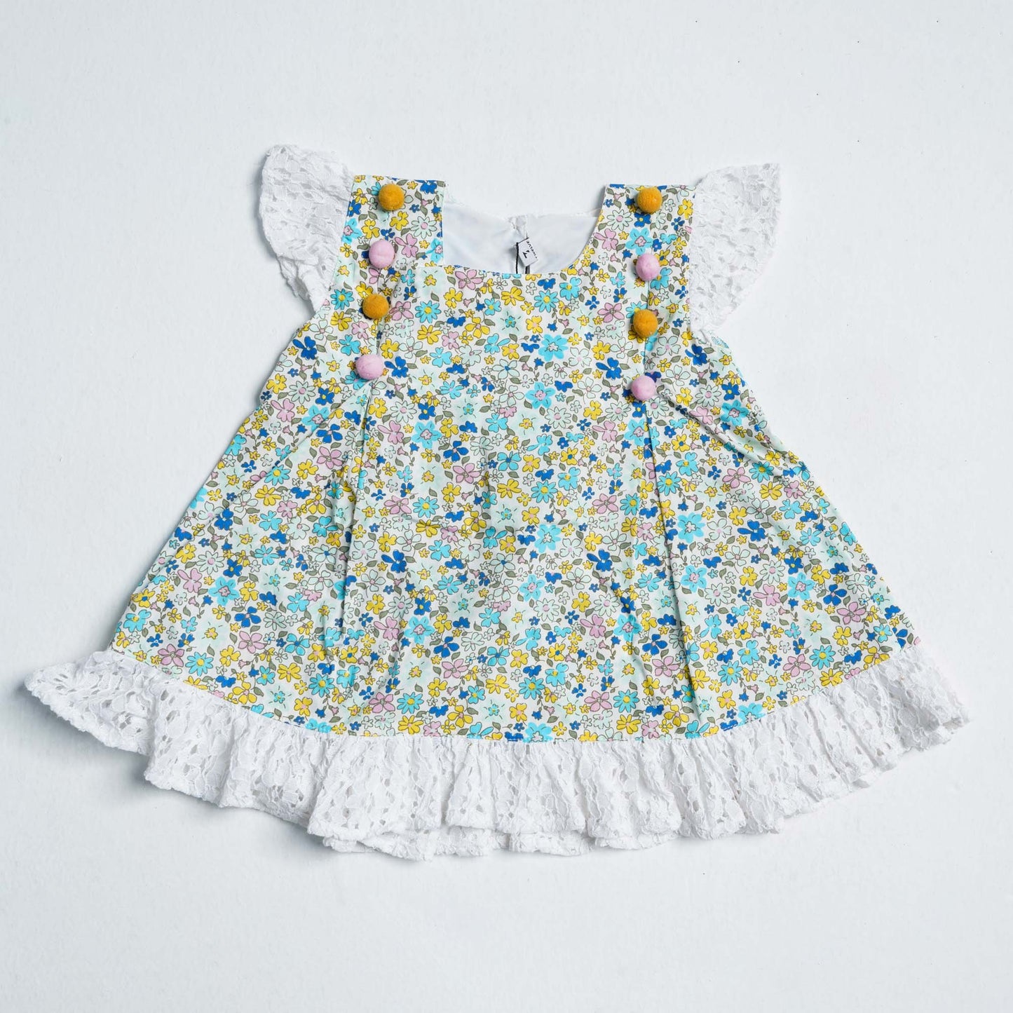 Newborn Girl's Sky Printed Three Piece Set