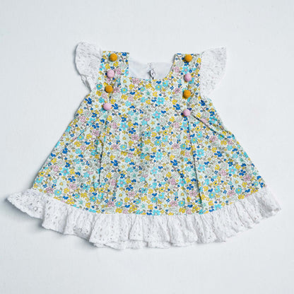 Newborn Girl's Sky Printed Three Piece Set