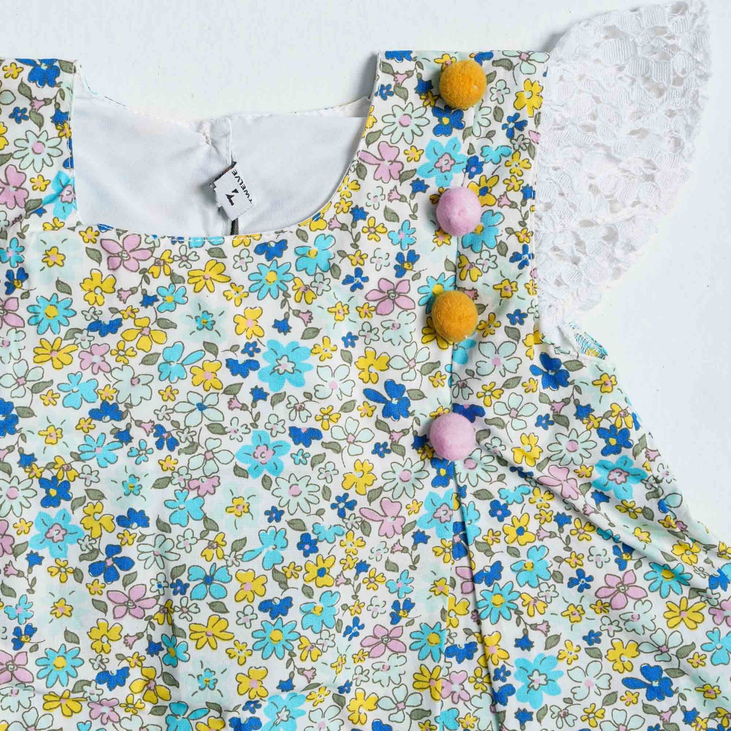 Newborn Girl's Sky Printed Three Piece Set