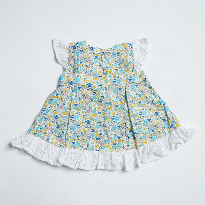 Newborn Girl's Sky Printed Three Piece Set