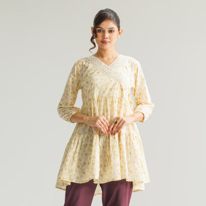 Womens Cream White Tops