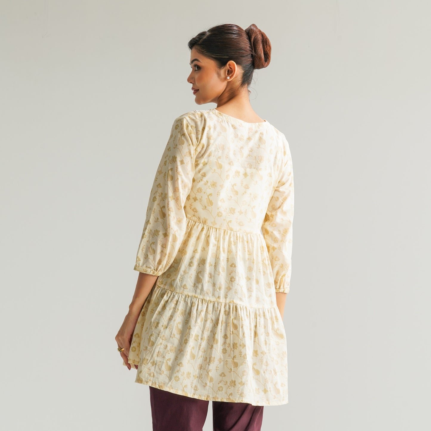 Womens Cream White Tops