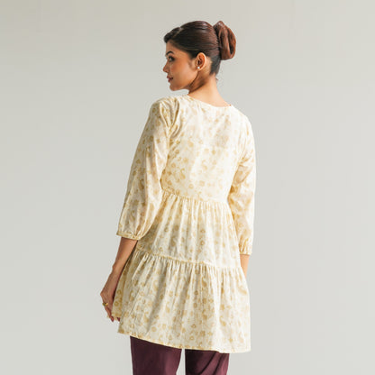 Womens Cream White Tops