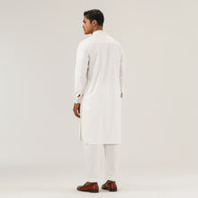 Load image into Gallery viewer, Mens White Basic Kabli
