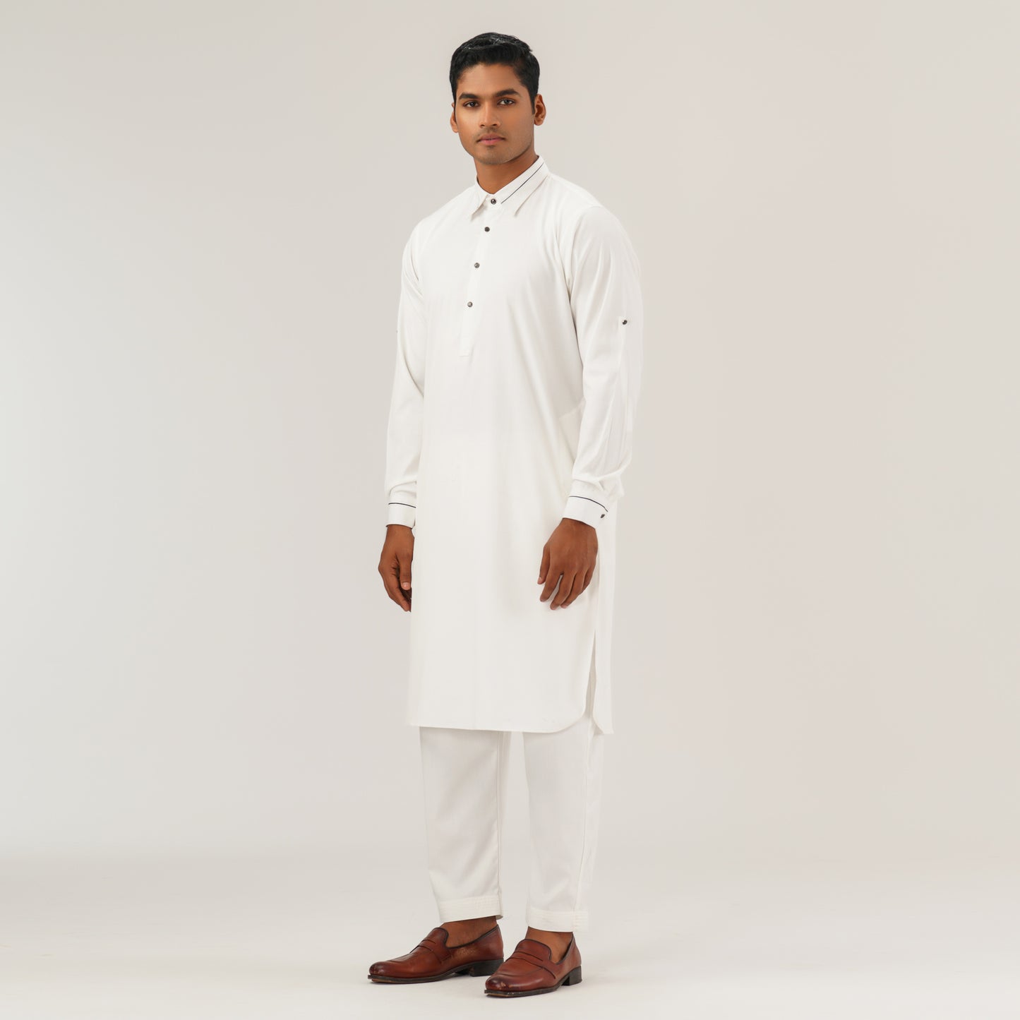 Mens White Basic Kabli