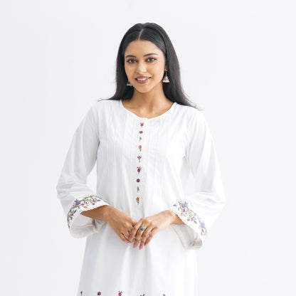 Women’s White Embroidered Two-Piece Set