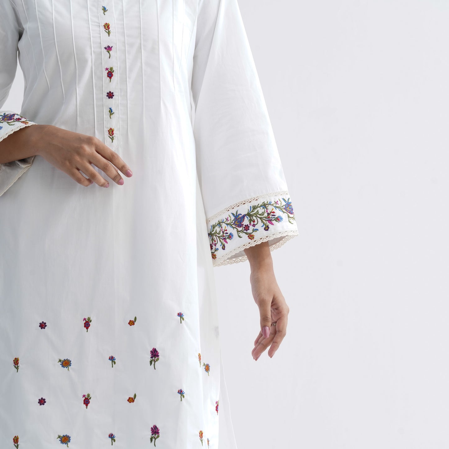 Women’s White Embroidered Two-Piece Set