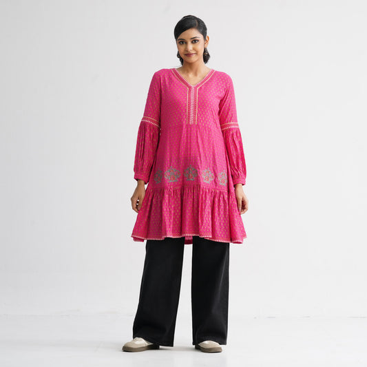 Women’s Pink Top