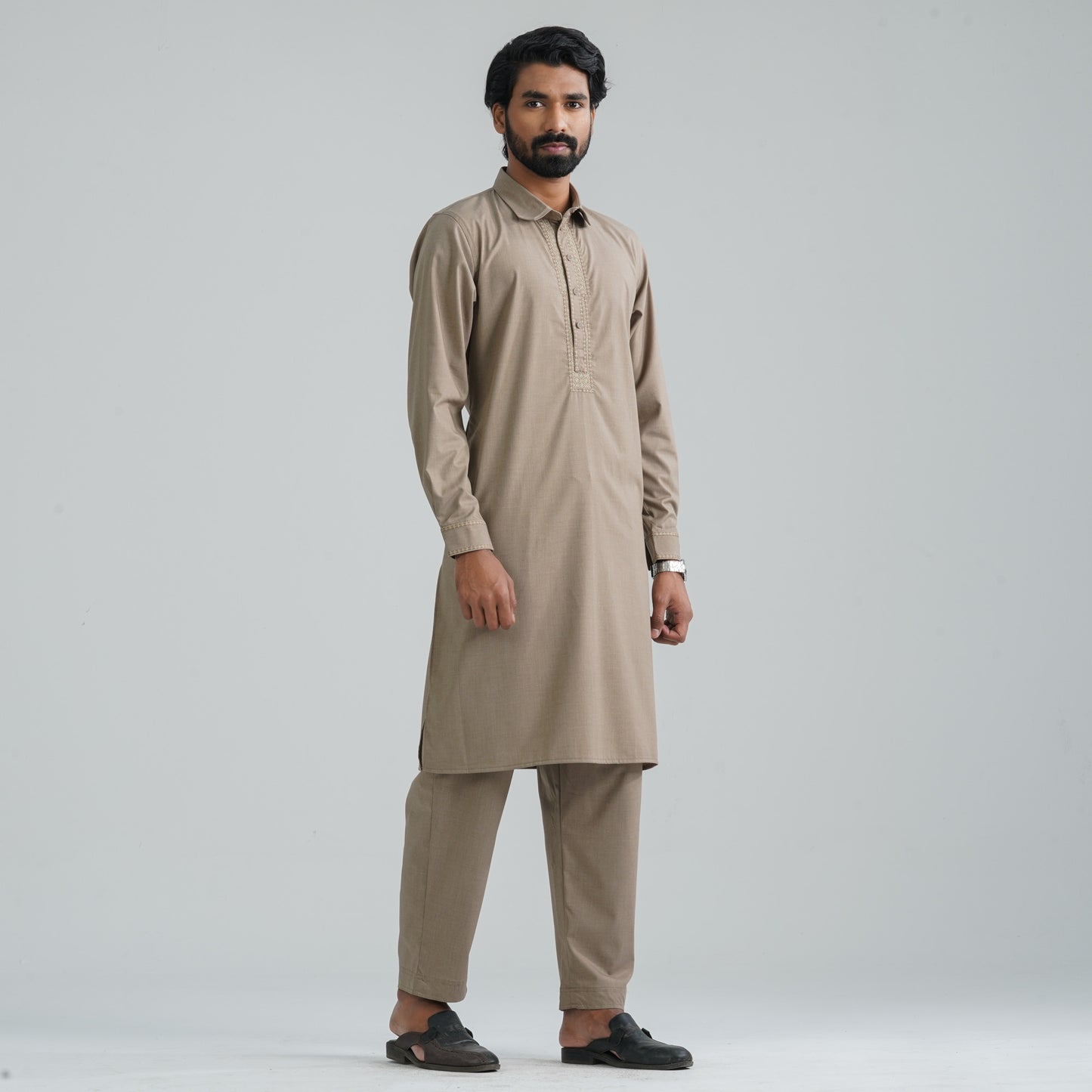 Men’s Embroidered Kabli