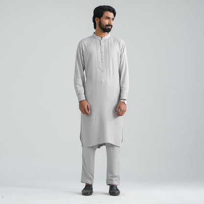 Men’s Silver Embroidered Kabli