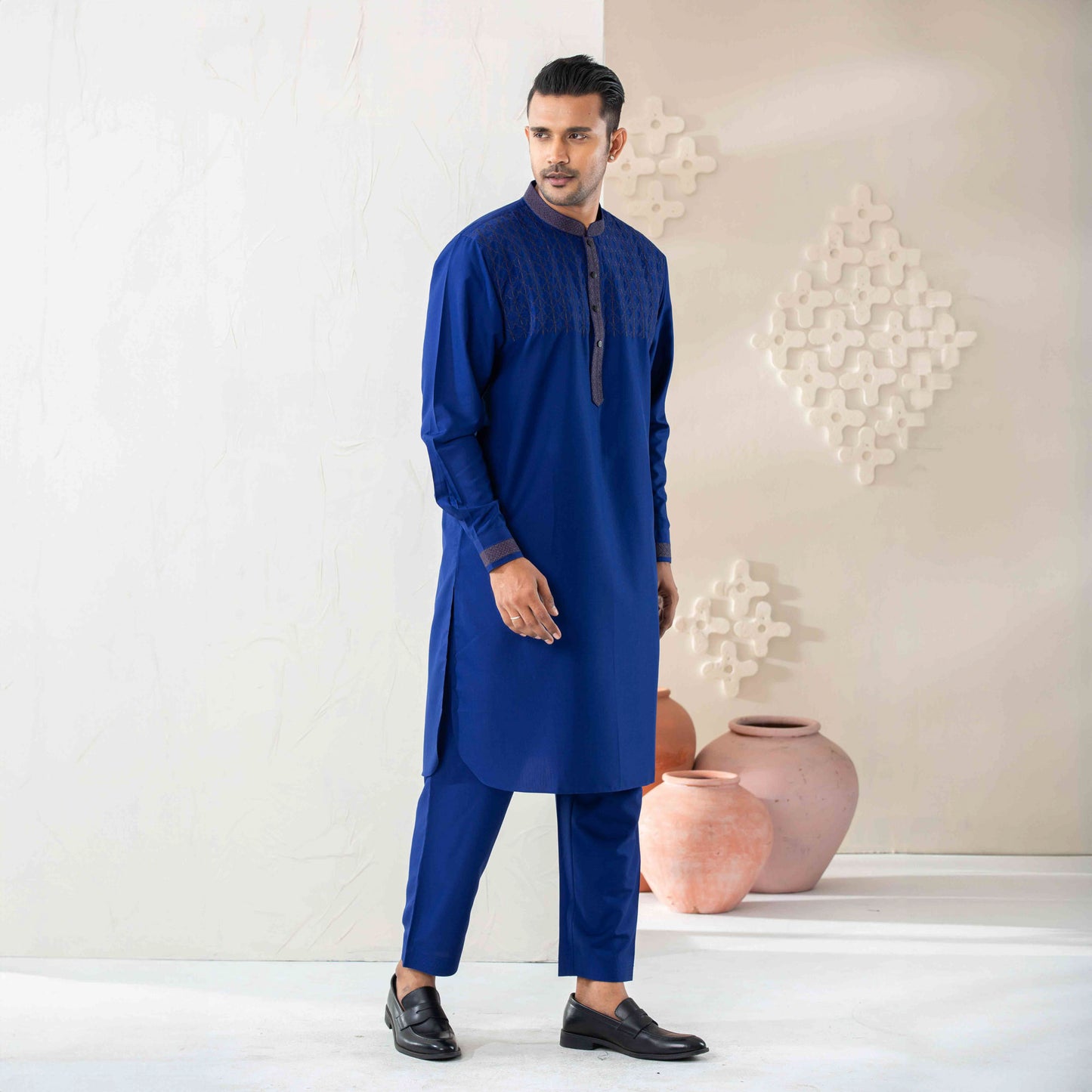 Mens Embroidered Kabli Set